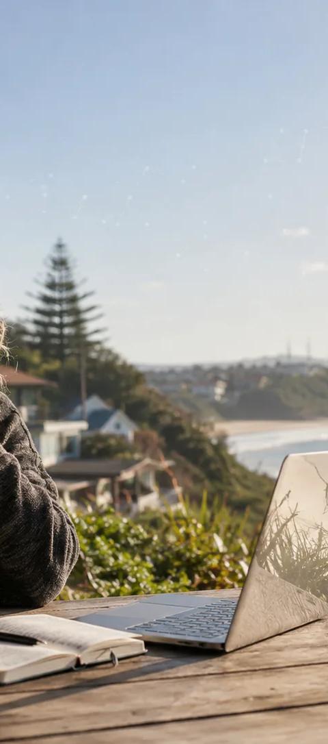 Michelle Williams working beside the coast in Byron Bay
